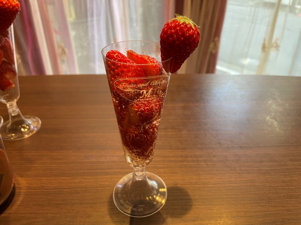 苺シャンパン