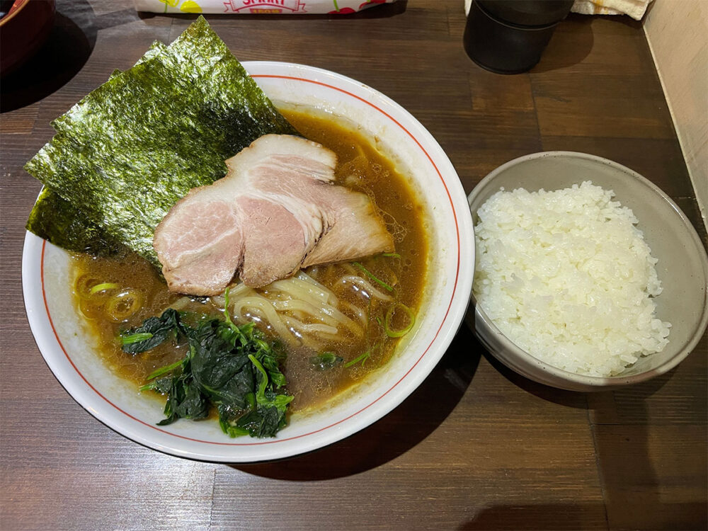 横浜家系ラーメンつき家