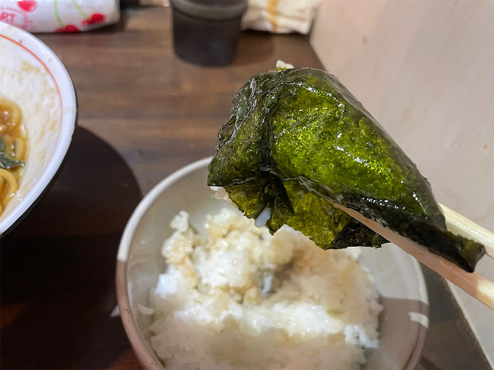 海苔を巻いたライス