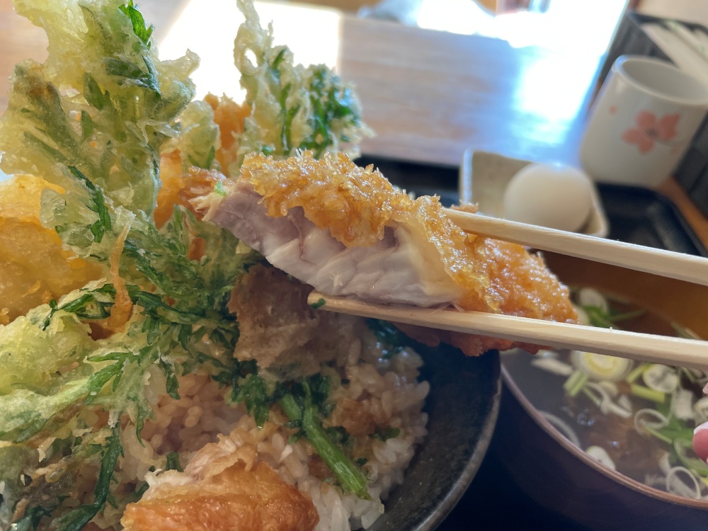 揚げたてサクサクの天ぷら