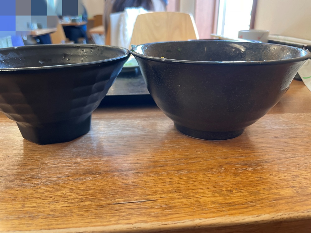 大盛りの丼ぶり