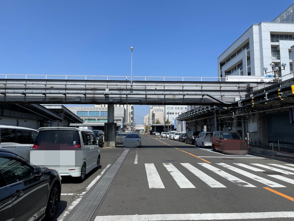 仙台中央卸売市場の駐車場