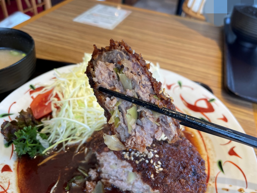 赤ワインのオリジナルソースで