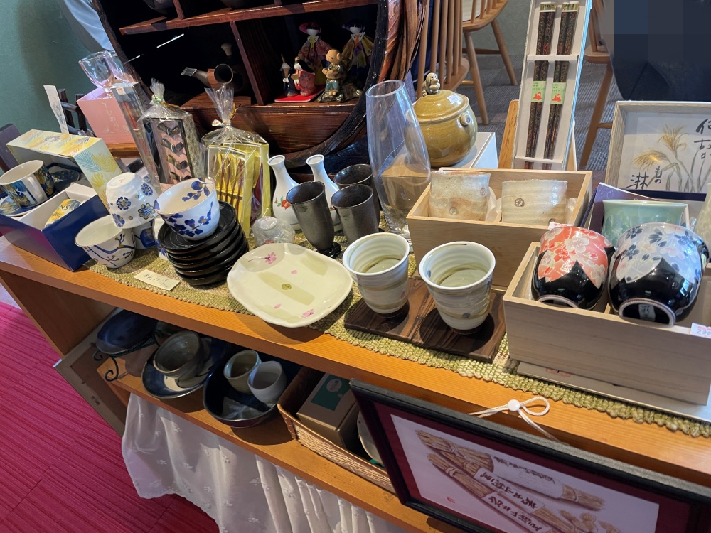 陶器販売コーナー