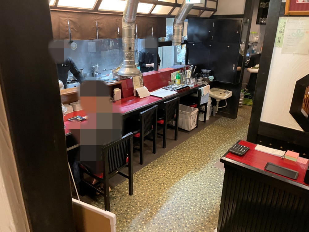 カウンター席の様子