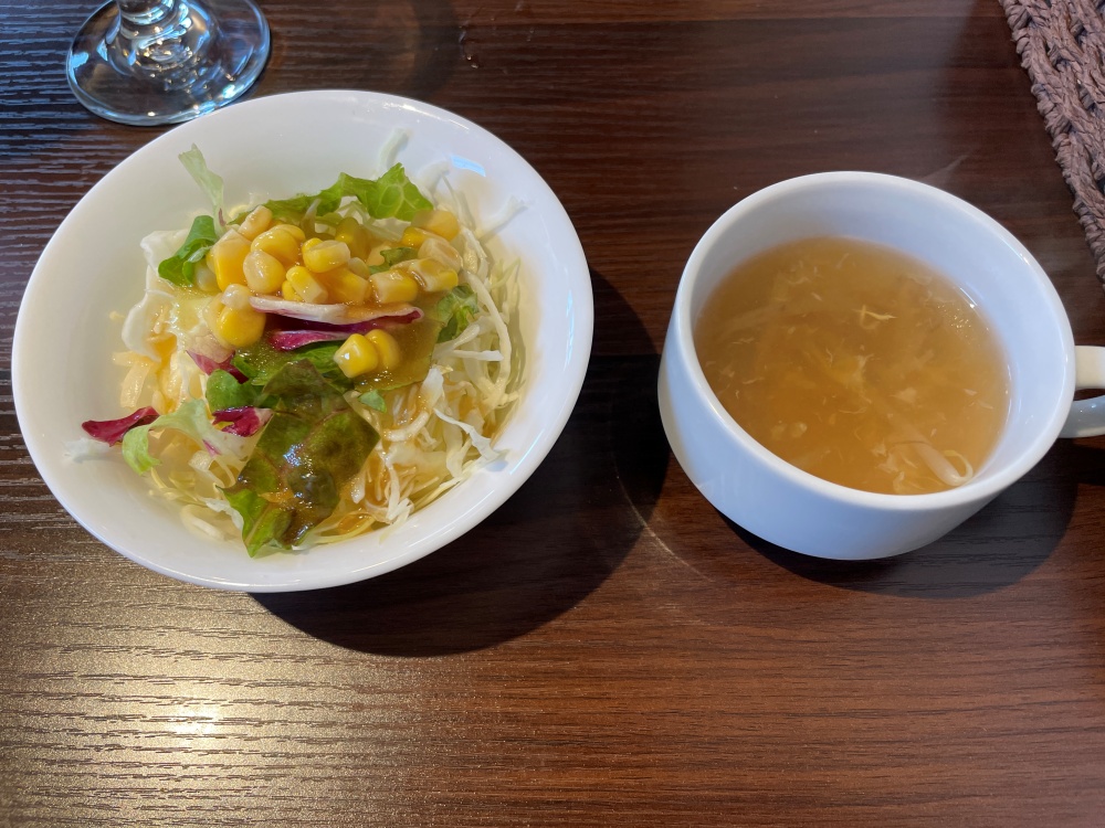 サラダとスープ