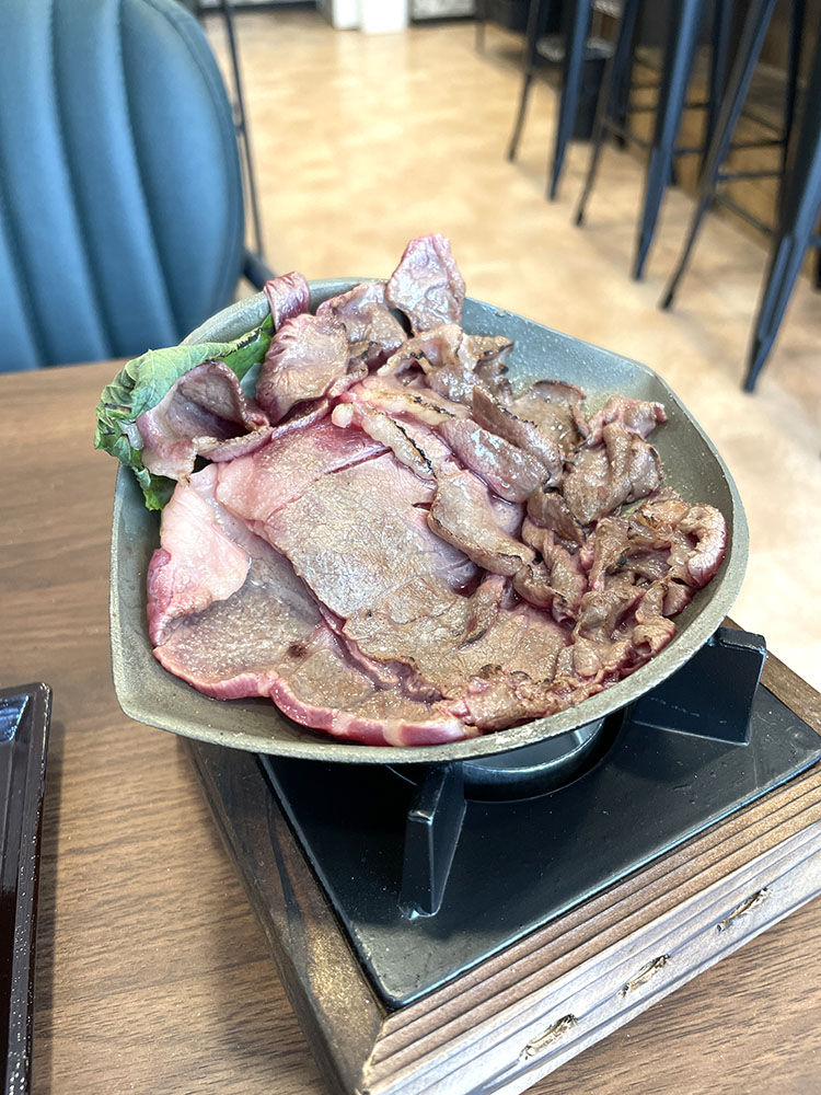 炙られた馬肉