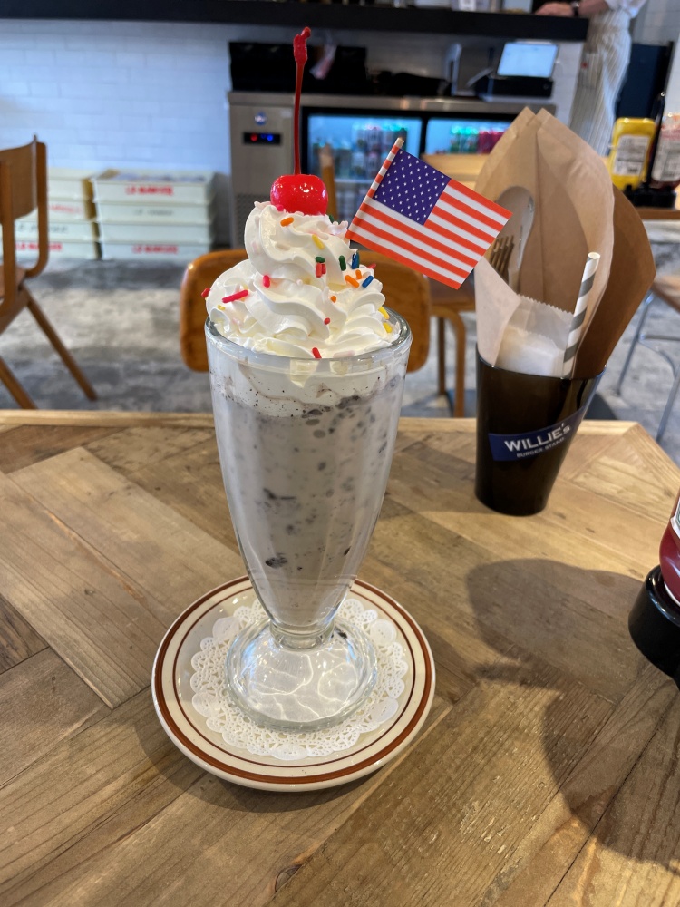 クッキー＆クリームシェイク