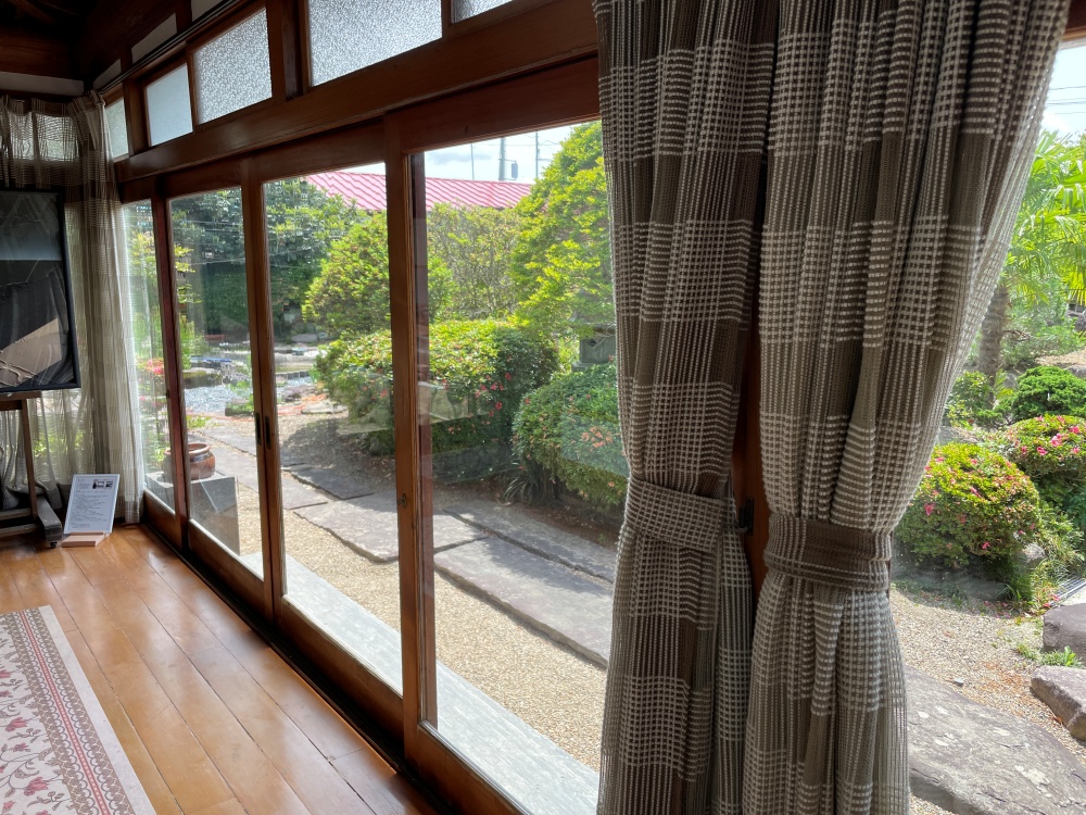 大正硝子の引き戸