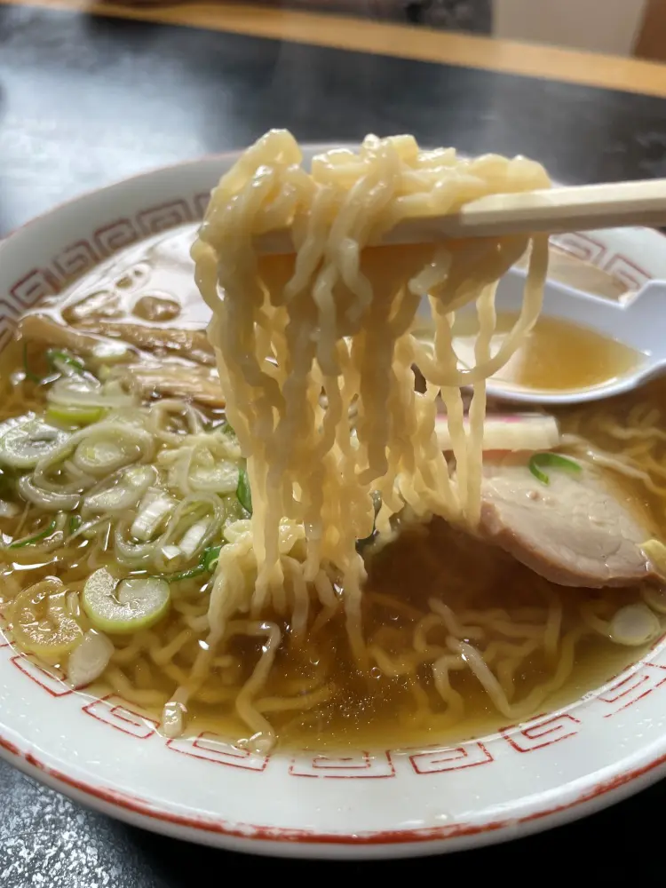 柔らかい細麺