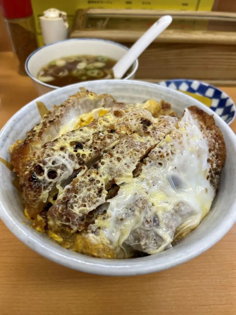 中華そば ひさごのカツ丼