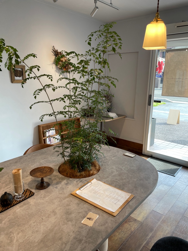 café saiの店内