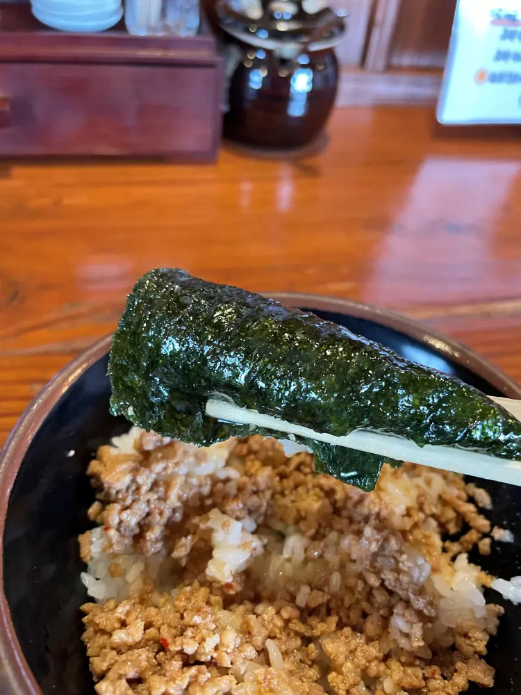 ひき肉ごはん海苔巻き