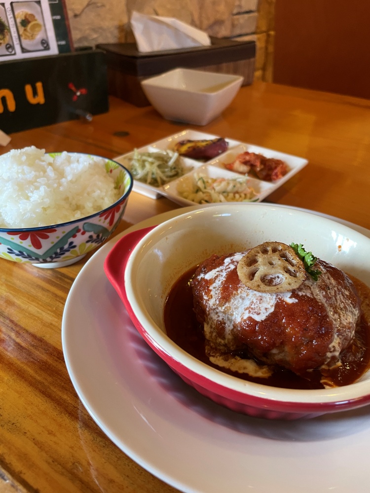 トマトハンバーグ