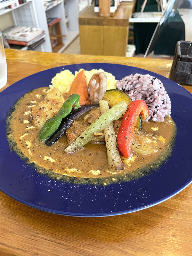 ブックカフェサファリ