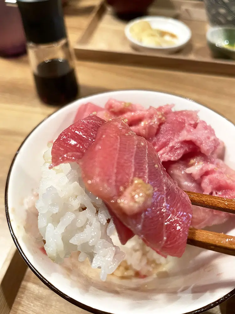 赤身と中トロと酢飯