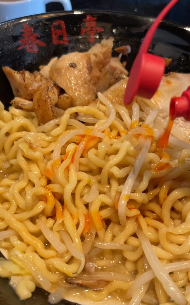 ラー油を投入