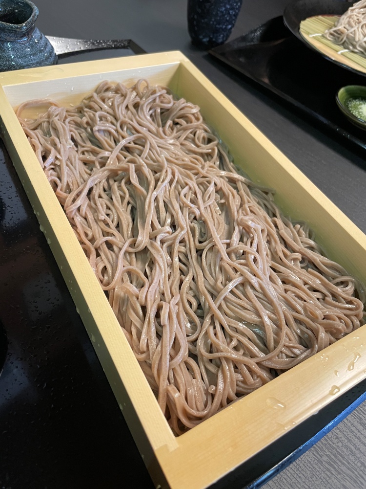瑞々しい板そば