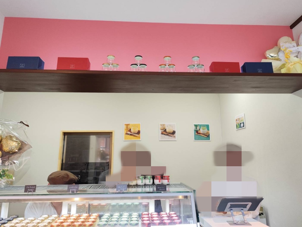 プリノノの店内