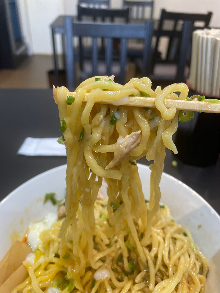 旨味たっぷりな油そば