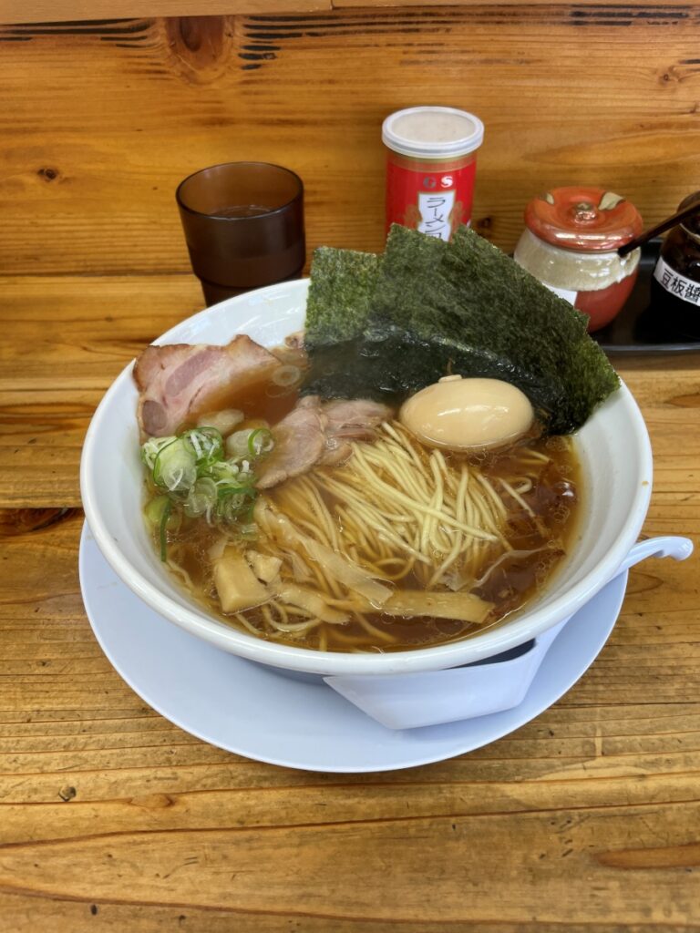 麺屋藤さいの醤油らぁ麺