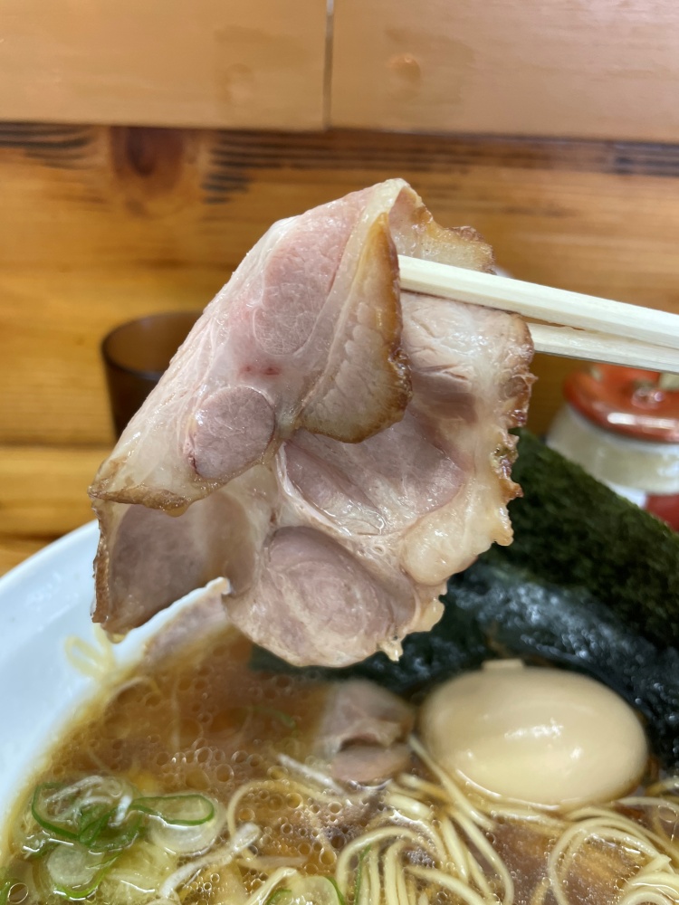 大ぶりのチャーシュー