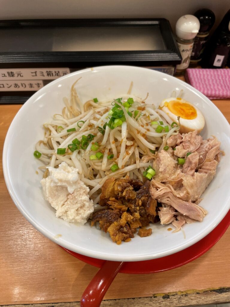ラーメンれいのやつの「まぜそば」