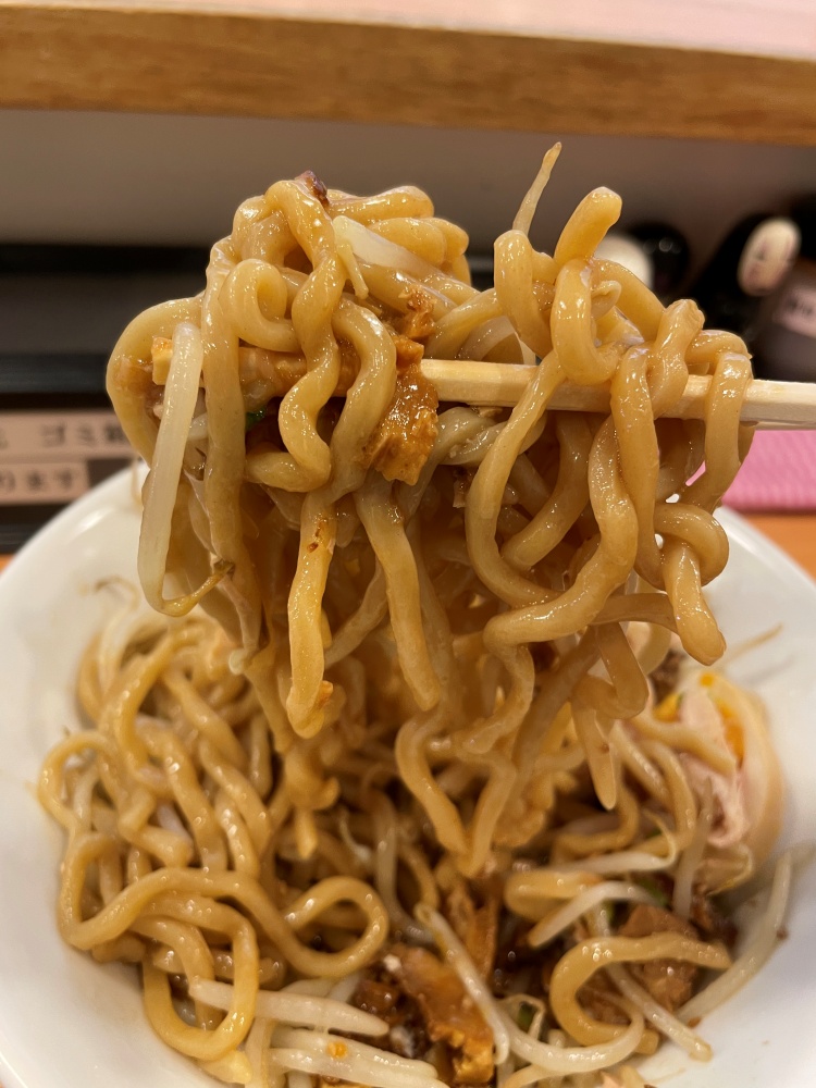 カエシ強めのまぜそば