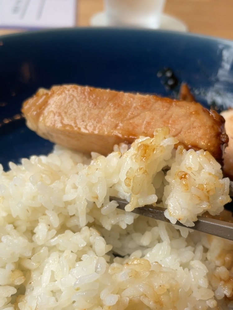 ご飯とトンテキ