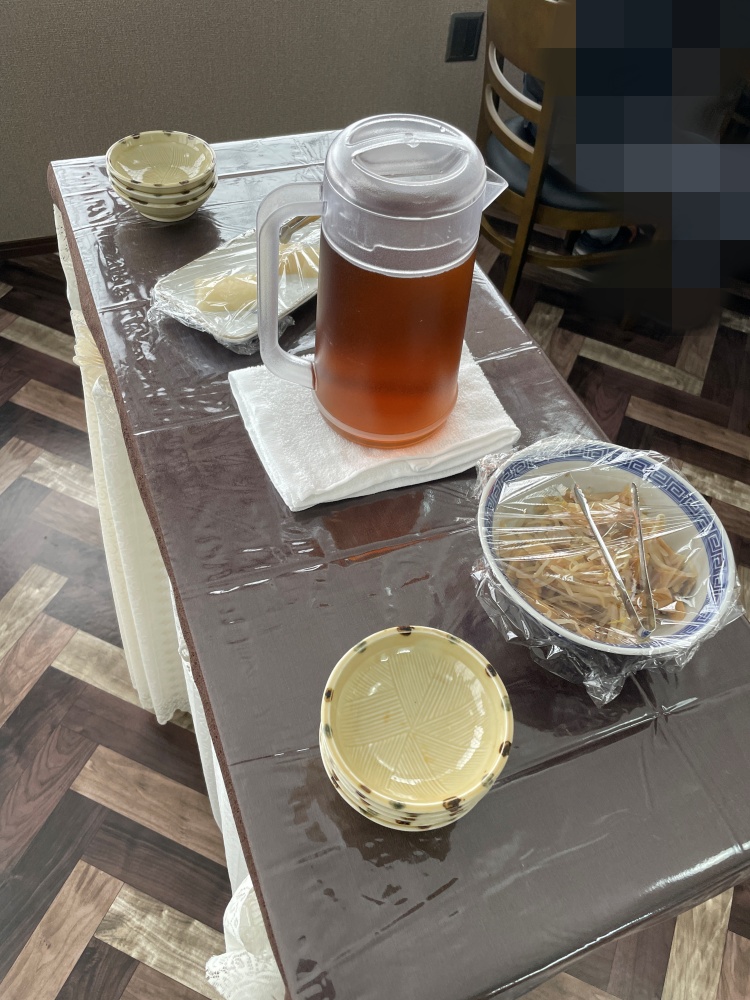 フリーのお惣菜とお新香