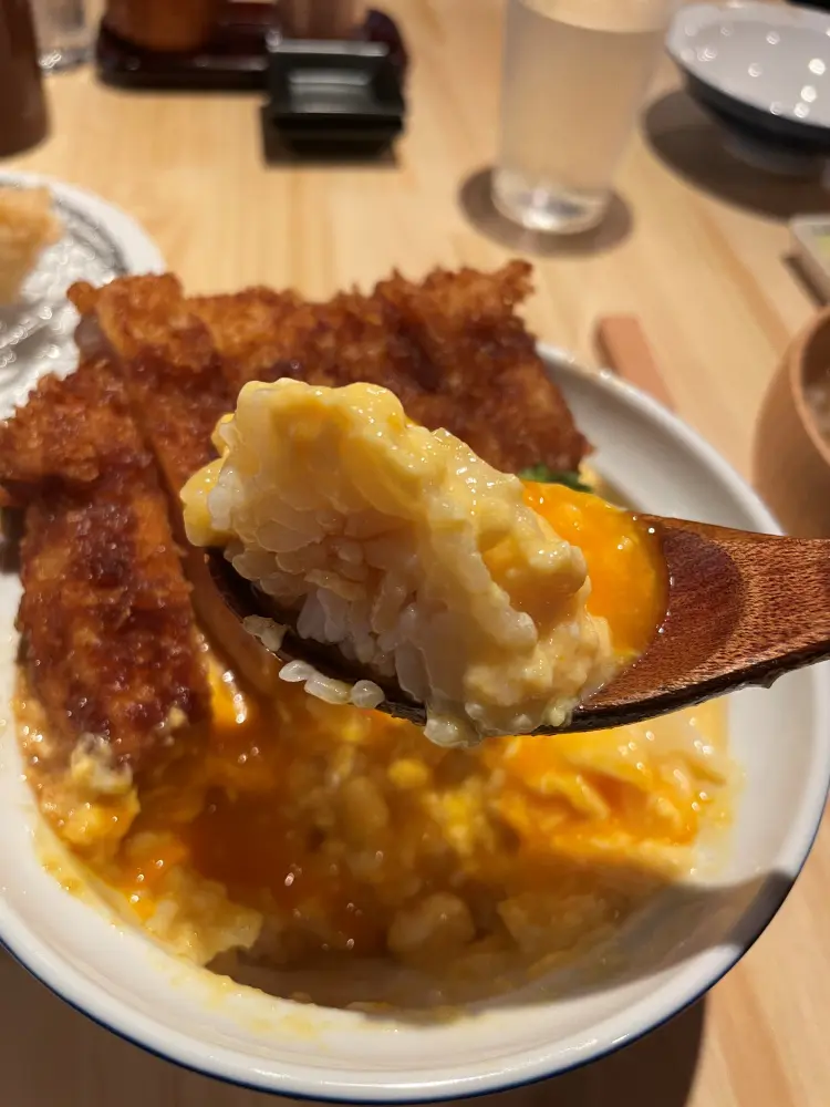 ご飯と卵