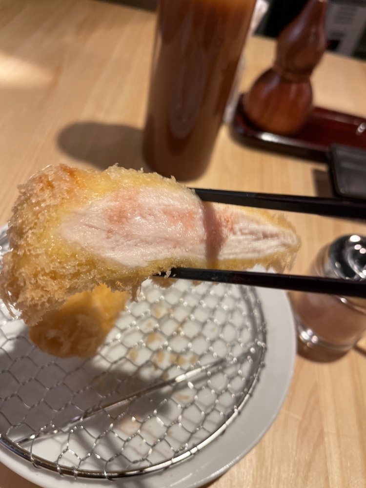 岩塩をつけたささみフライ