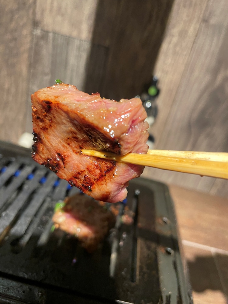 とろける旨さのカルビ