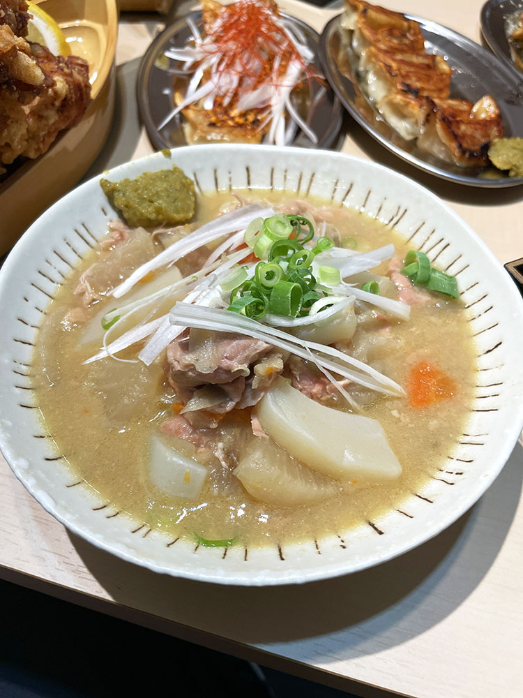 サケキタル煮込