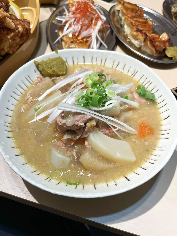 サケキタル煮込