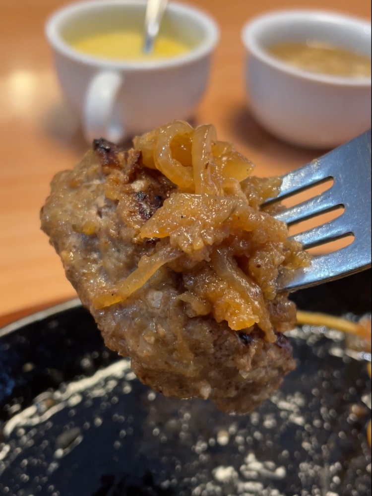 宮のタレをたっぷり