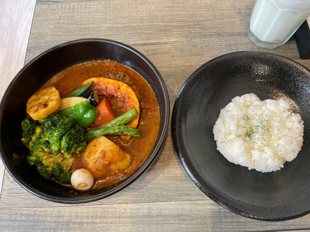 ハンバーグ野菜カリー