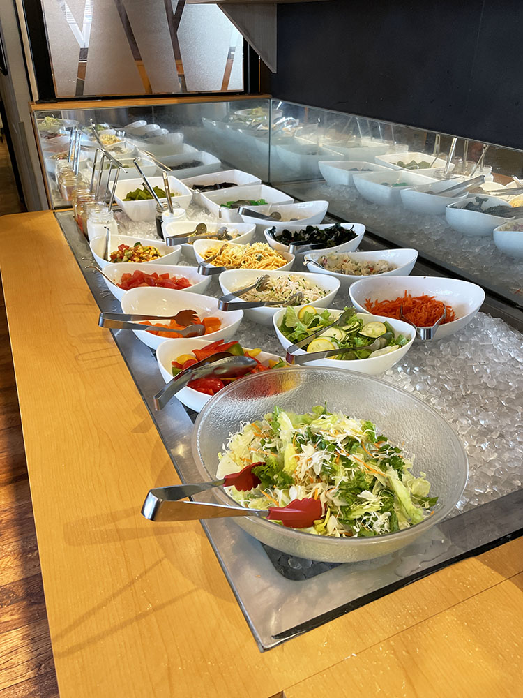 サラダバーコーナー