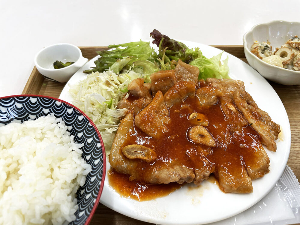 食堂KABUTOのトンテキ定食