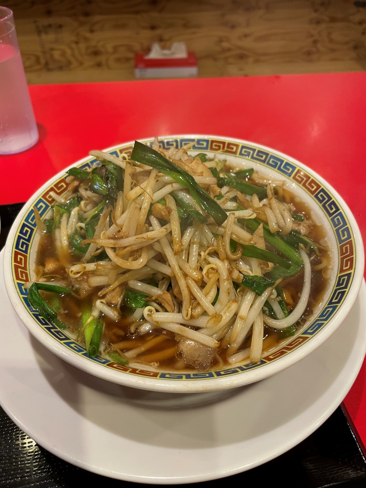 コマル飯店の東京ニラソバ