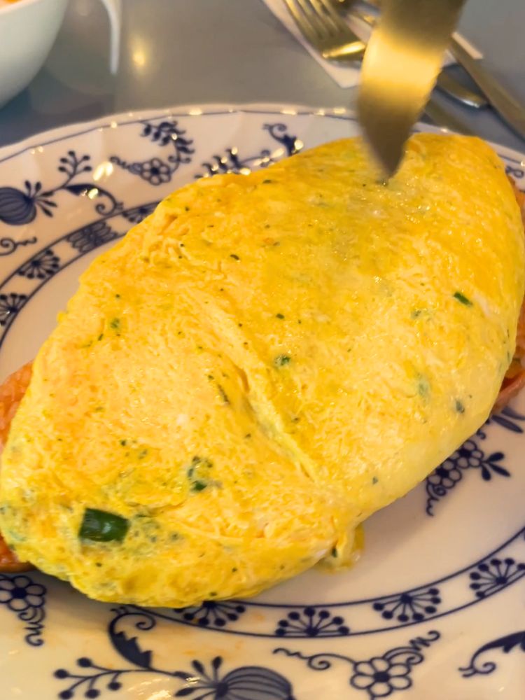 ぱらだいすのオムライス