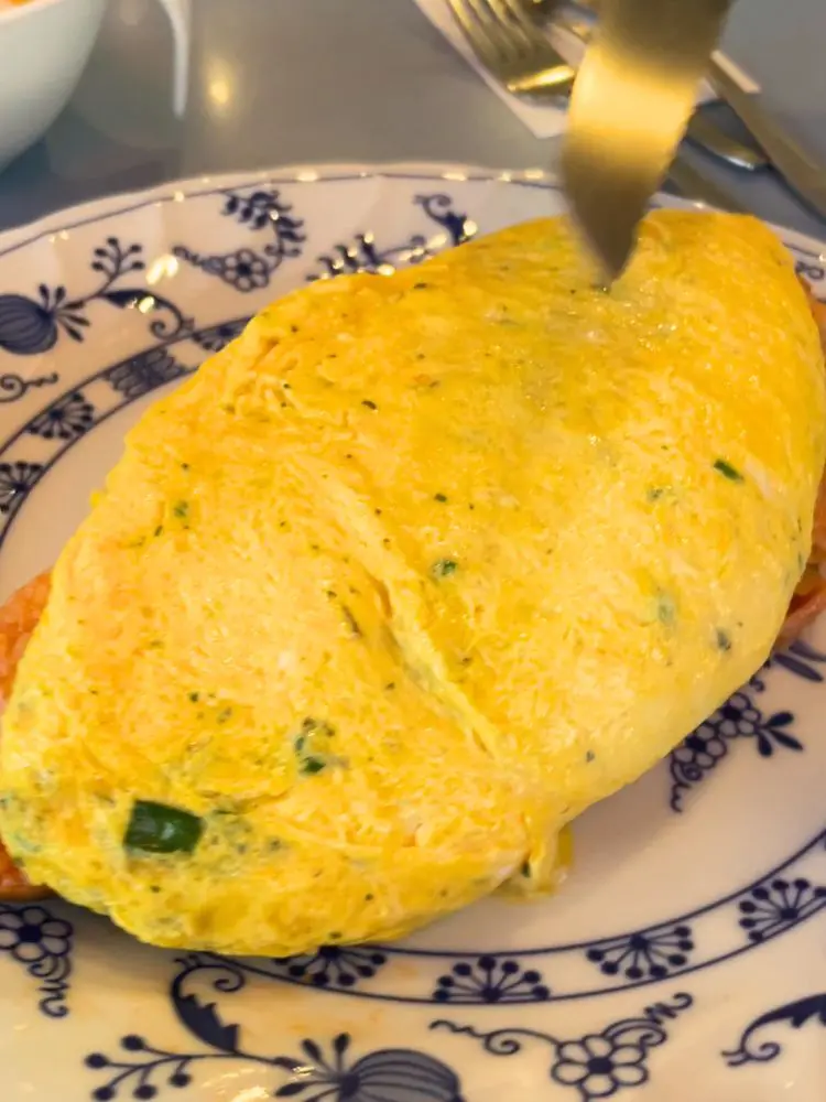 ぱらだいすのオムライス