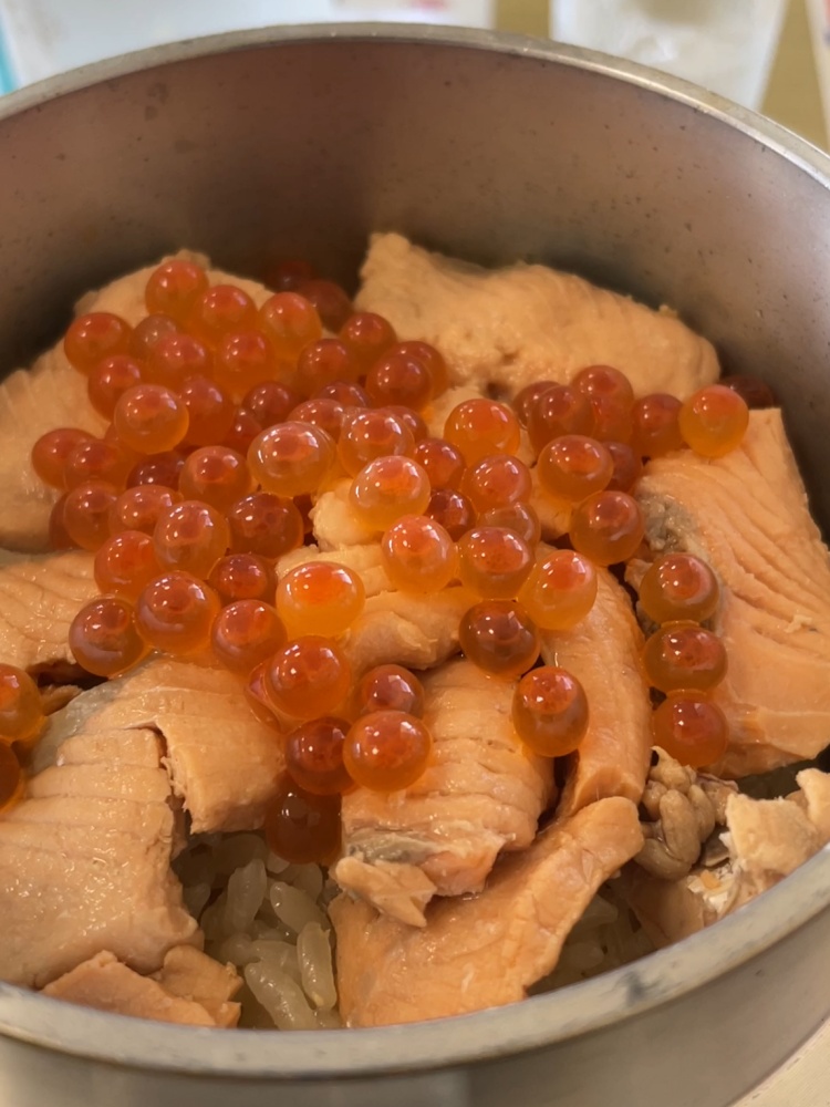 イクラたっぷりなはらこ飯