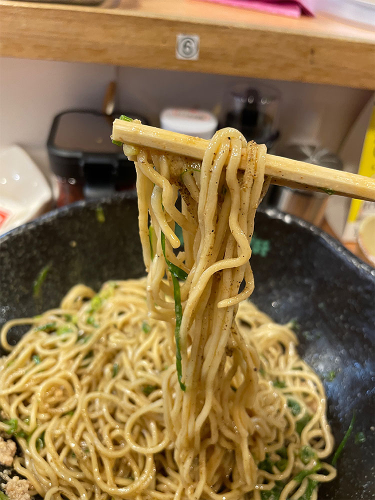30回混ぜた汁なし担々麺