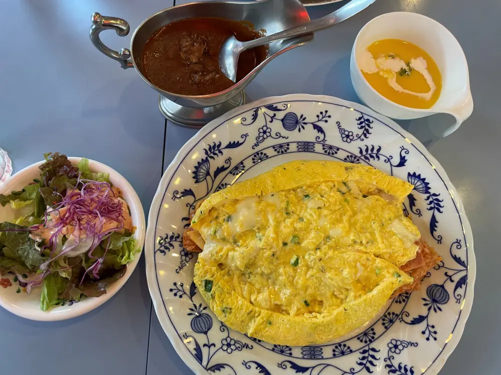 オムライス大盛り