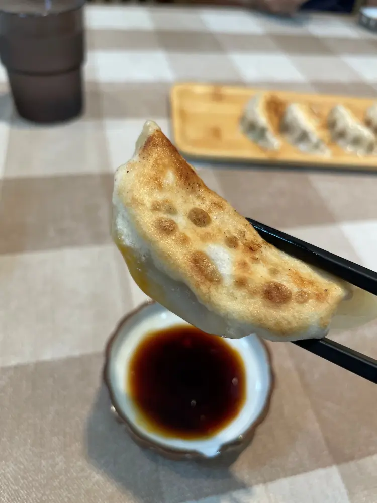 大振りな焼き餃子