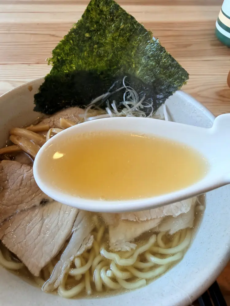 煮干し香るスープ