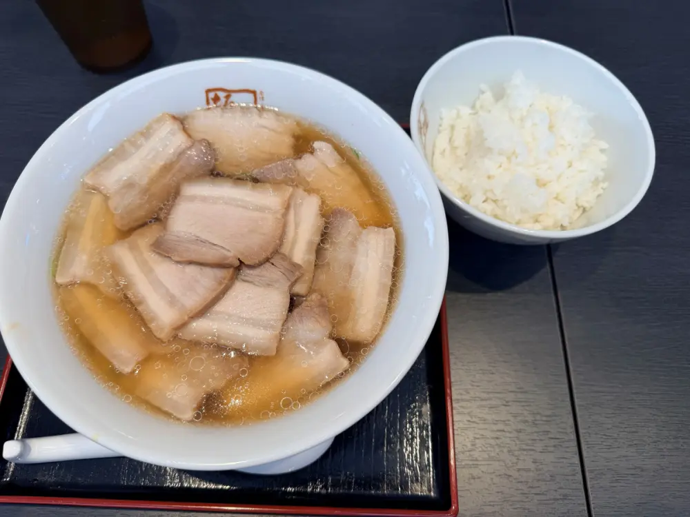 喜多方ラーメン坂内の焼豚ラーメン