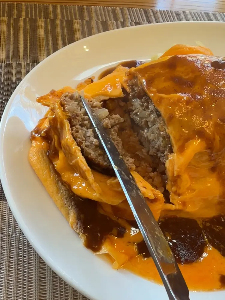 中からハンバーグ