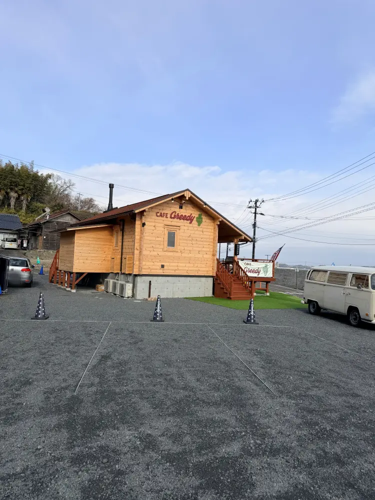 カフェグリーディの駐車場